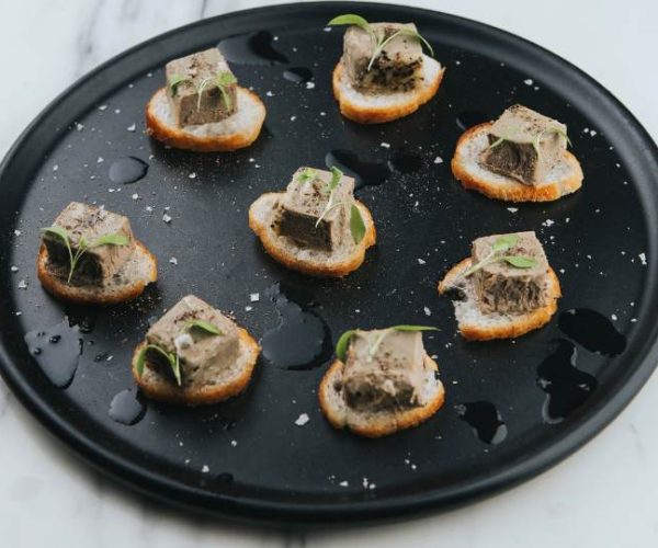 Canapés con Trufa Negra para Navidad